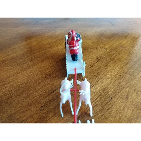 Vtg 60’s Mini Plastic Table Christmas Santa Sleigh Pinkish Reindeer Hong Kong - Picture 5 of 12